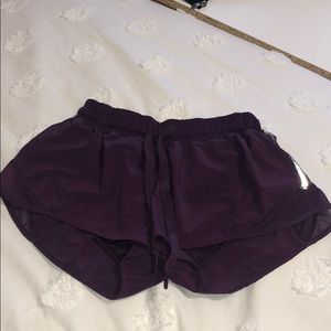 lululemon shorts size 4
